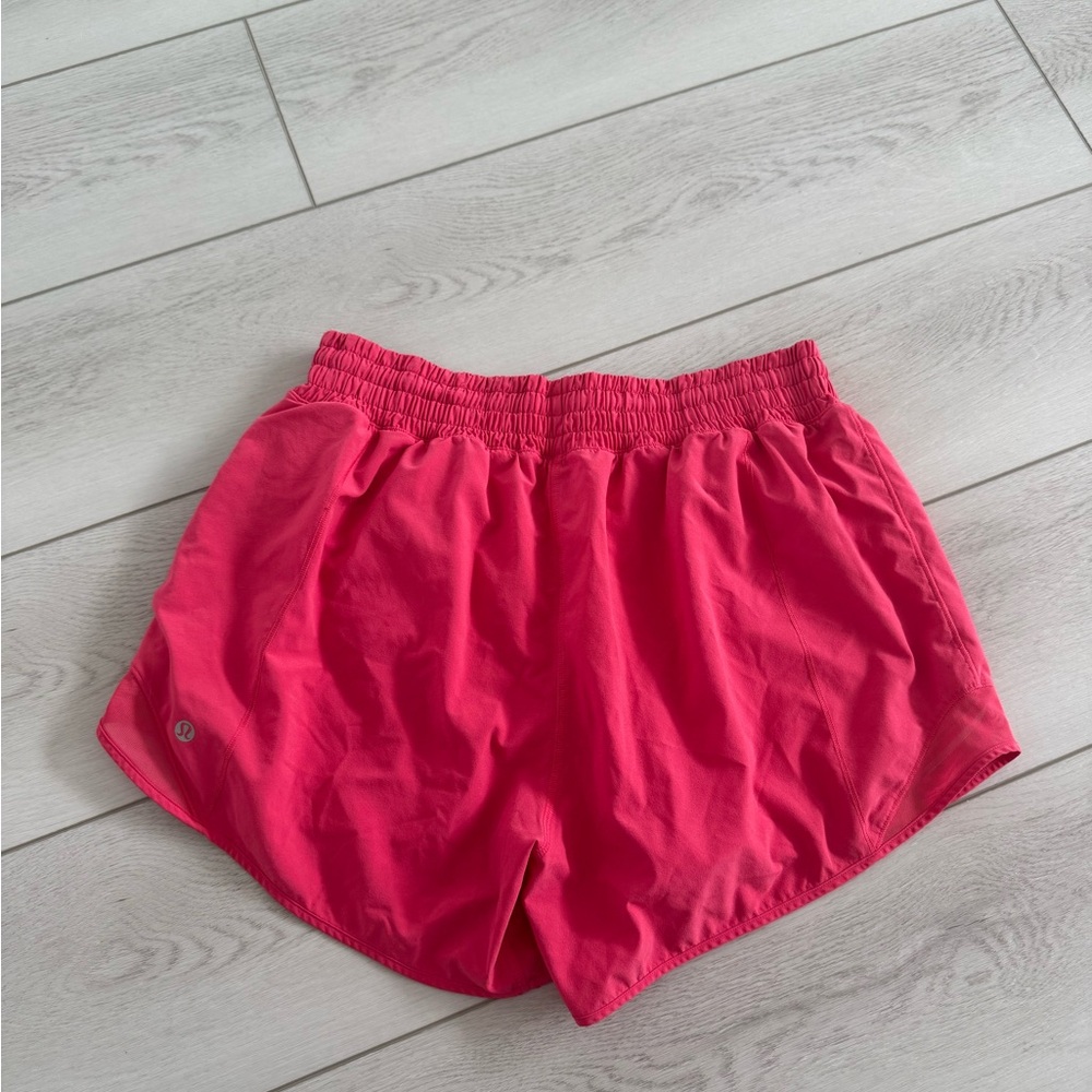 Lululemon Hotty Hot 4β Shorts Lip Gloss Pink - Picture 5 of 7